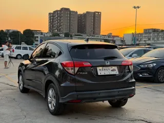 Honda Vezel 2019 купить из Китая, цена 1 393 000 ₽ — Suifenhe Auto