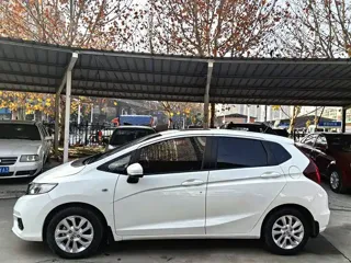 Honda Fit 2020 купить из Китая, цена 1 250 000 ₽ — Suifenhe Auto
