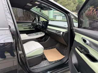 Aion Y 2023 купить из Китая, цена 3 265 000 ₽ — Suifenhe Auto