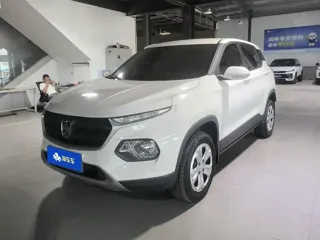 Baojun 510 2021 купить из Китая, цена 1 113 000 ₽ — Suifenhe Auto
