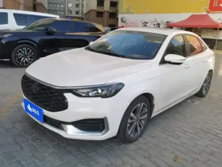 Ford Escort 2021 купить из Китая, цена 1 268 000 ₽ — Suifenhe Auto