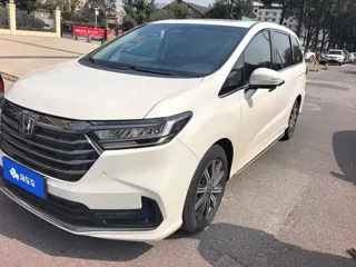 Honda Odyssey 2024 купить из Китая, цена 4 508 000 ₽ — Suifenhe Auto