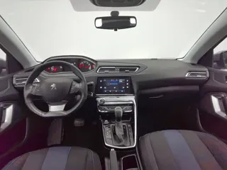 Peugeot 308 2018 купить из Китая, цена 1 138 000 ₽ — Suifenhe Auto