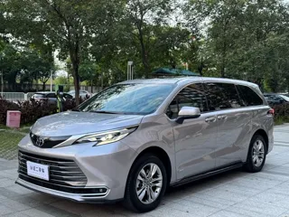 Toyota SIENNA 2025 купить из Китая, цена 7 883 000 ₽ — Suifenhe Auto