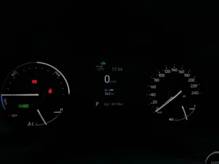 Toyota SIENNA 2025 купить из Китая, цена 7 883 000 ₽ — Suifenhe Auto