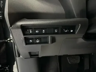 Toyota SIENNA 2026 купить из Китая, цена 8 846 000 ₽ — Suifenhe Auto