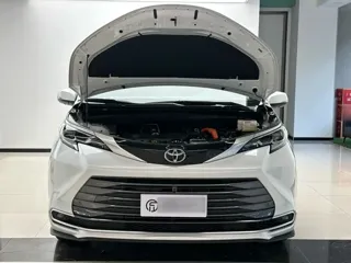 Toyota SIENNA 2025 купить из Китая, цена 8 749 000 ₽ — Suifenhe Auto