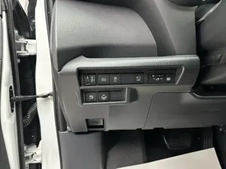 Toyota SIENNA 2025 купить из Китая, цена 8 749 000 ₽ — Suifenhe Auto