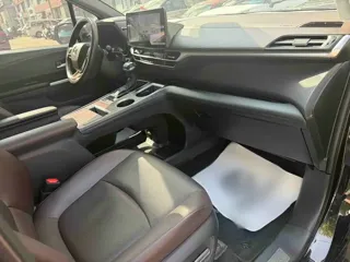 Toyota Granvia 2024 купить из Китая, цена 7 875 000 ₽ — Suifenhe Auto