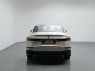 Roewe D7 2025 купить из Китая, цена 2 557 000 ₽ — Suifenhe Auto