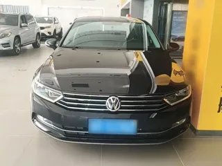 Volkswagen Magotan 2018 купить из Китая, цена 1 487 000 ₽ — Suifenhe Auto