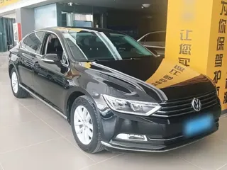 Volkswagen Magotan 2018 купить из Китая, цена 1 487 000 ₽ — Suifenhe Auto