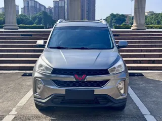 Wuling Hongguang S3 2018 купить из Китая, цена 1 101 000 ₽ — Suifenhe Auto