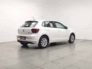 Volkswagen Polo 2020 купить из Китая, цена 1 313 000 ₽ — Suifenhe Auto