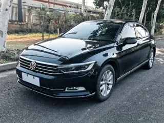 Volkswagen Magotan 2018 купить из Китая, цена 1 441 000 ₽ — Suifenhe Auto