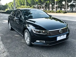 Volkswagen Magotan 2018 купить из Китая, цена 1 441 000 ₽ — Suifenhe Auto