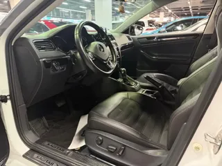 Volkswagen Sagitar 2018 купить из Китая, цена 1 322 000 ₽ — Suifenhe Auto