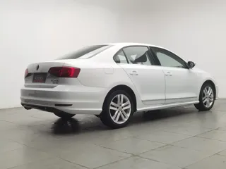 Volkswagen Sagitar 2018 купить из Китая, цена 1 355 000 ₽ — Suifenhe Auto