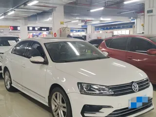 Volkswagen Sagitar 2019 купить из Китая, цена 1 402 000 ₽ — Suifenhe Auto