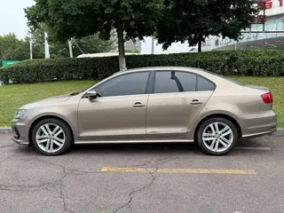 Volkswagen Sagitar 2019 купить из Китая, цена 1 322 000 ₽ — Suifenhe Auto