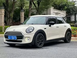 MINI Cooper 2019 купить из Китая, цена 1 837 000 ₽ — Suifenhe Auto