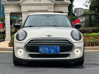 MINI Cooper 2019 купить из Китая, цена 1 837 000 ₽ — Suifenhe Auto