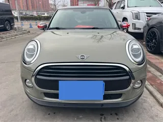 MINI Cooper 2019 купить из Китая, цена 1 866 000 ₽ — Suifenhe Auto