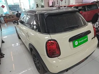 MINI Cooper 2018 купить из Китая, цена 1 716 000 ₽ — Suifenhe Auto