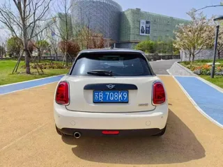 MINI Cooper 2019 купить из Китая, цена 1 956 000 ₽ — Suifenhe Auto