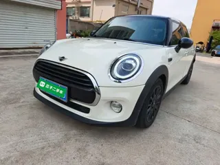 MINI Cooper 2019 купить из Китая, цена 1 617 000 ₽ — Suifenhe Auto