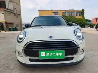 MINI Cooper 2019 купить из Китая, цена 1 617 000 ₽ — Suifenhe Auto