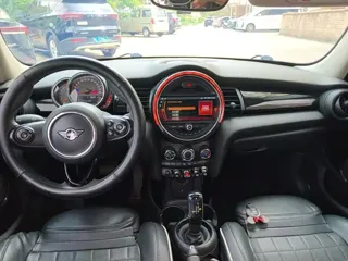 MINI Cooper 2019 купить из Китая, цена 1 617 000 ₽ — Suifenhe Auto