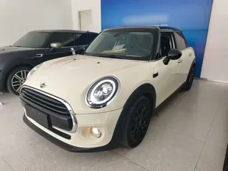 MINI Cooper 2019 купить из Китая, цена 1 907 000 ₽ — Suifenhe Auto