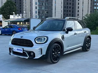 MINI COUNTRYMAN 2022 купить из Китая, цена 3 034 000 ₽ — Suifenhe Auto