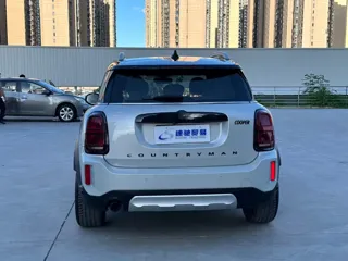 MINI COUNTRYMAN 2022 купить из Китая, цена 3 034 000 ₽ — Suifenhe Auto