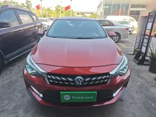 Venucia D60 2018 купить из Китая, цена 1 161 000 ₽ — Suifenhe Auto