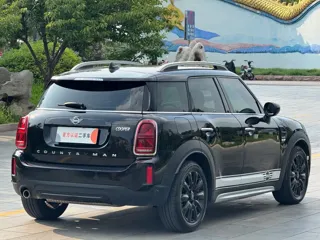 MINI COUNTRYMAN 2021 купить из Китая, цена 1 845 000 ₽ — Suifenhe Auto