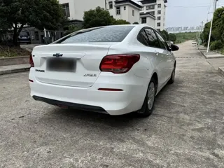 Chevrolet Cavalier 2018 купить из Китая, цена 1 122 000 ₽ — Suifenhe Auto