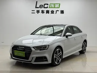 Audi A3 2019 купить из Китая, цена 1 536 000 ₽ — Suifenhe Auto