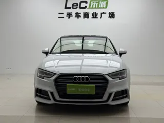 Audi A3 2019 купить из Китая, цена 1 536 000 ₽ — Suifenhe Auto