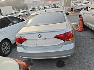 Volkswagen Jetta 2018 купить из Китая, цена 1 035 000 ₽ — Suifenhe Auto