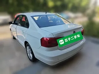 Volkswagen Jetta 2019 купить из Китая, цена 1 207 000 ₽ — Suifenhe Auto