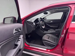Mercedes-Benz GLA 2019 купить из Китая, цена 1 706 000 ₽ — Suifenhe Auto