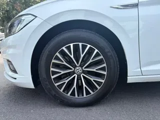 Volkswagen Sagitar 2019 купить из Китая, цена 1 354 000 ₽ — Suifenhe Auto