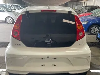 BYD e1 2019 купить из Китая, цена 868 000 ₽ — Suifenhe Auto