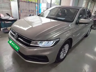 Volkswagen Bora 2019 купить из Китая, цена 1 320 000 ₽ — Suifenhe Auto