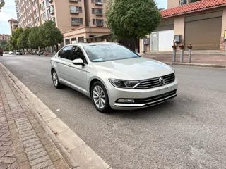 Volkswagen Magotan 2019 купить из Китая, цена 1 588 000 ₽ — Suifenhe Auto