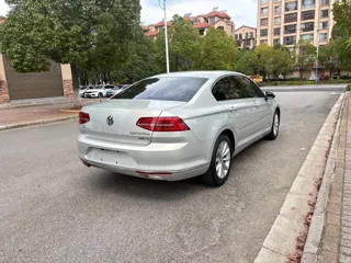 Volkswagen Magotan 2019 купить из Китая, цена 1 588 000 ₽ — Suifenhe Auto
