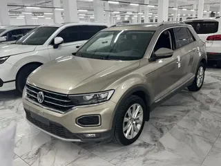 Volkswagen T-Roc 2019 купить из Китая, цена 1 418 000 ₽ — Suifenhe Auto