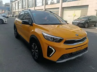 Kia Stonic 2020 купить из Китая, цена 1 204 000 ₽ — Suifenhe Auto